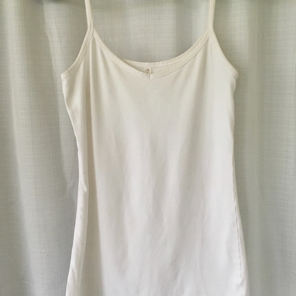 BKE White stretchy Tank